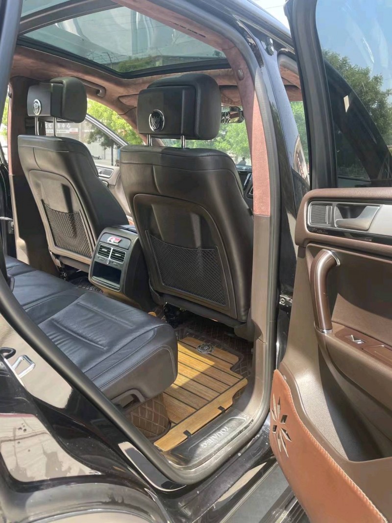 北京17年大众途锐9