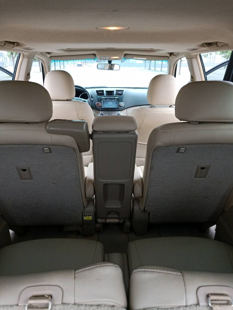 徐州13年丰田汉兰达7