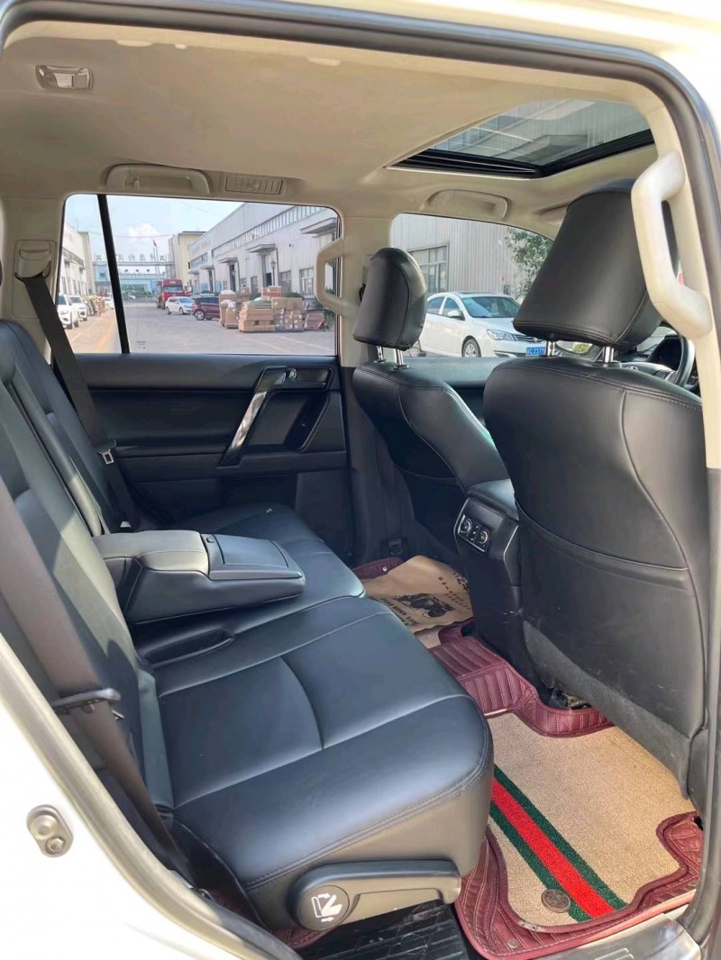 徐州19年丰田普拉多6