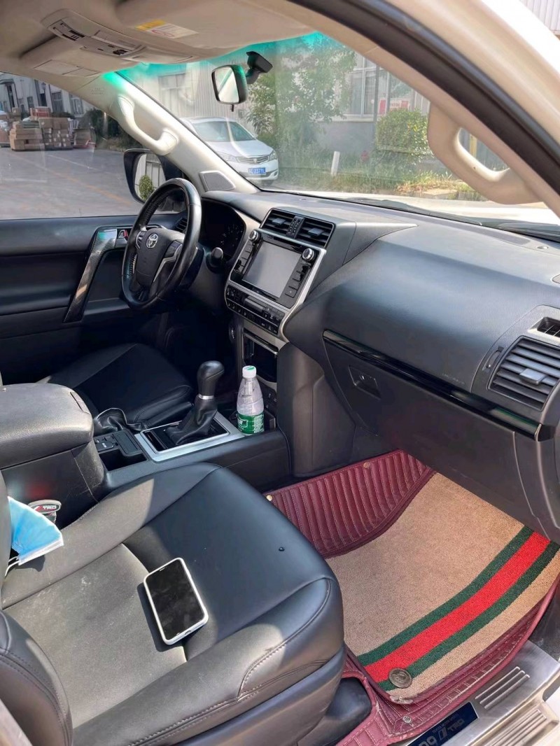 徐州19年丰田普拉多5