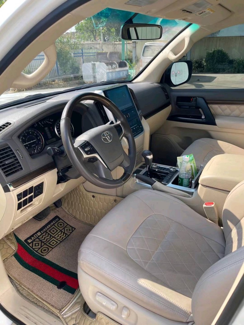 徐州20年丰田兰德酷路泽5