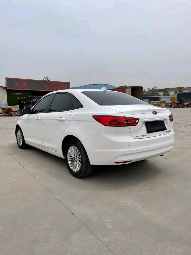 徐州18年福特福睿斯3