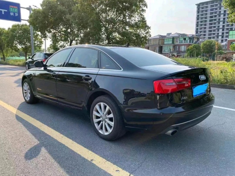 湖州15年奧迪A6L6