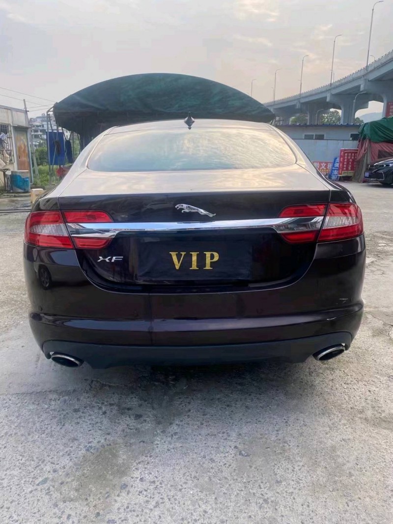 黔西南13年捷豹XF8