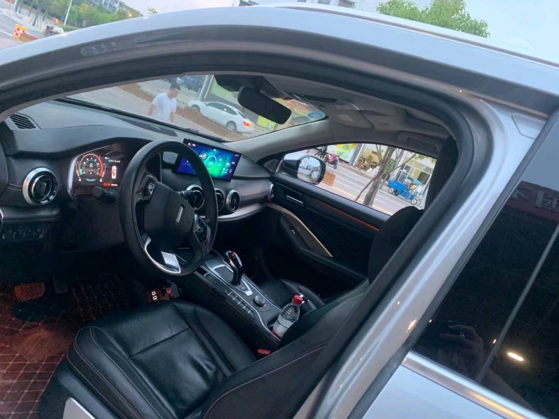 紹興20年長城汽車WEY VV67