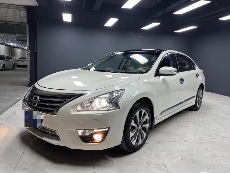 成都15年日產天籟7