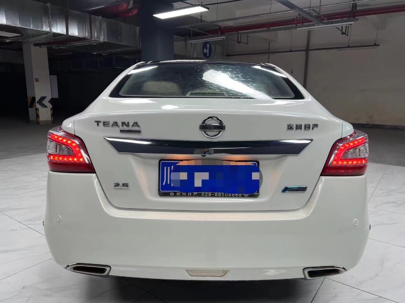 成都15年日產天籟6