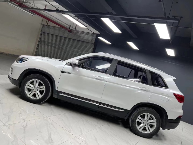 成都16年長安汽車CS756