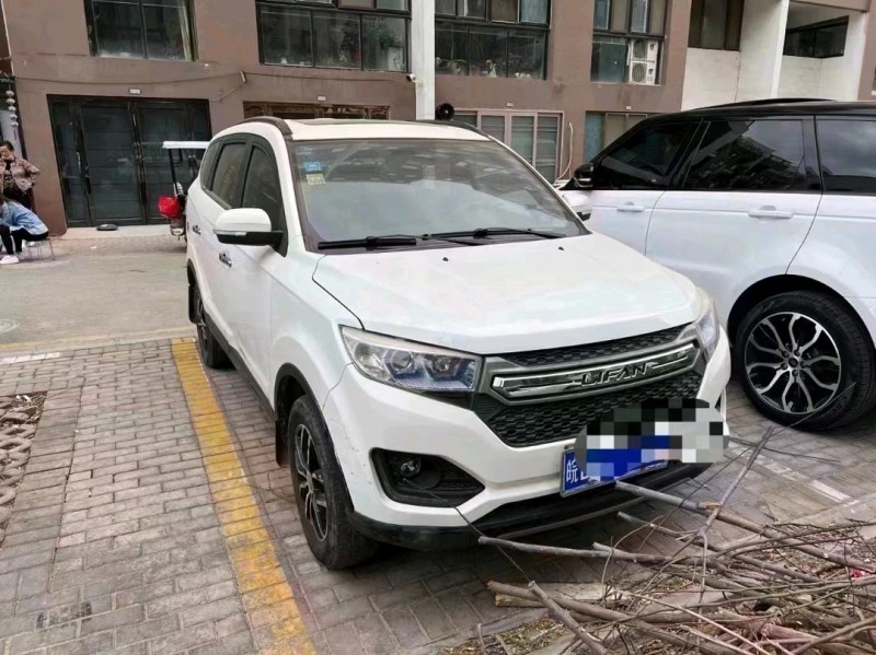 北京17年力帆汽车迈威1