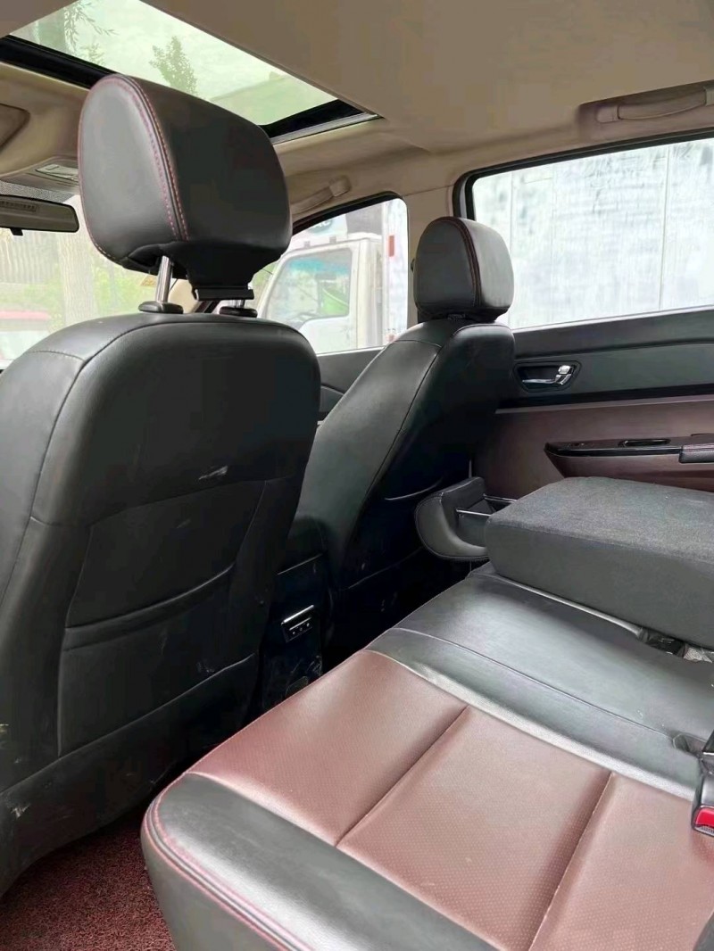 北京17年力帆汽车迈威4