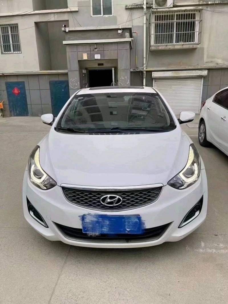 北京16年现代朗动1