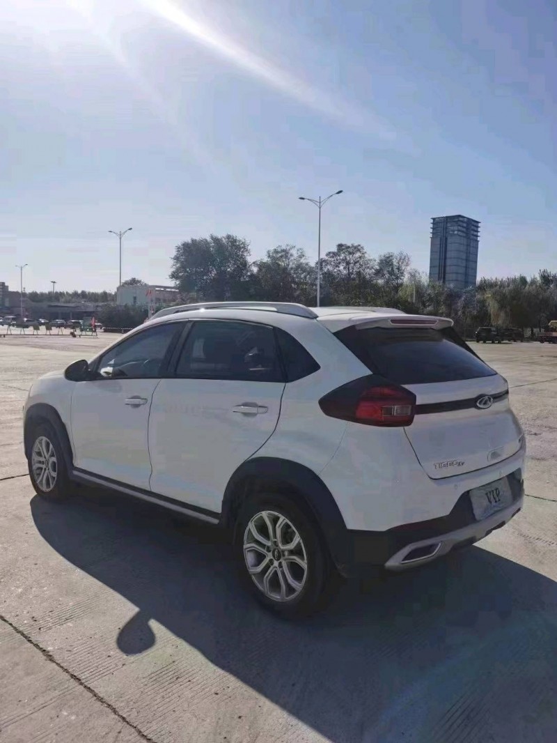 北京21年奇瑞瑞虎3x6