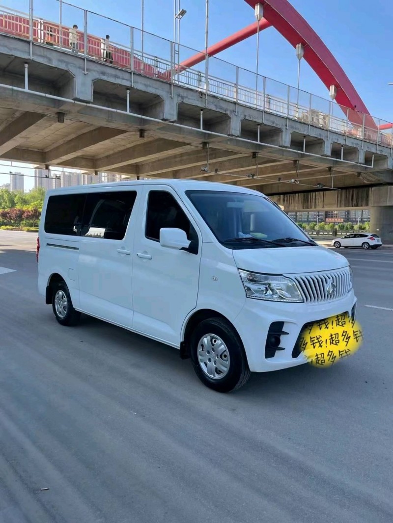 平涼21年長安汽車睿行1