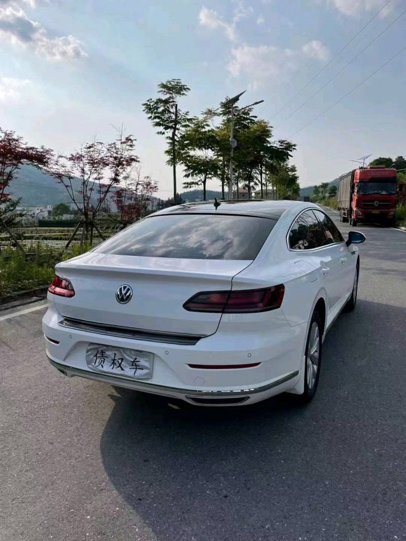 青岛20年大众CC7