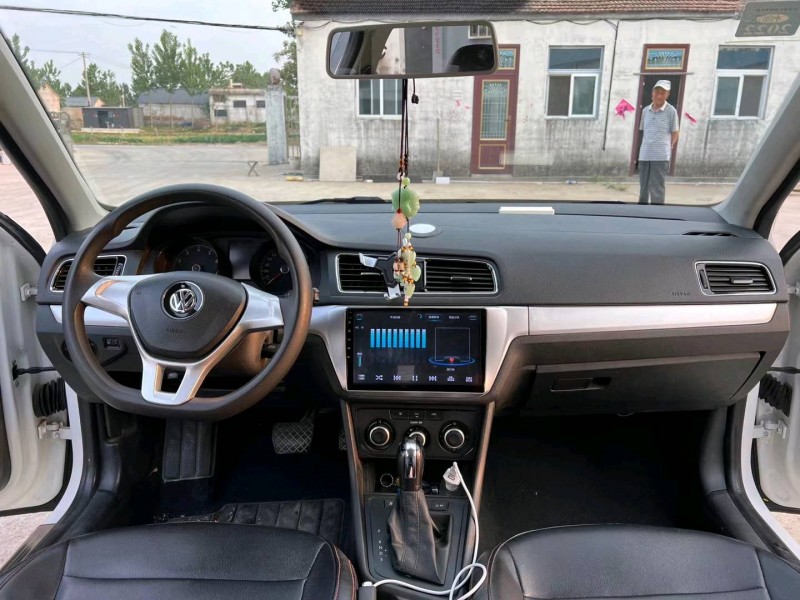 徐州16年大众朗逸7