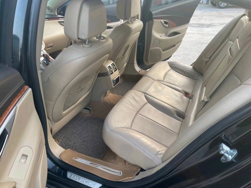 徐州12年别克君越2