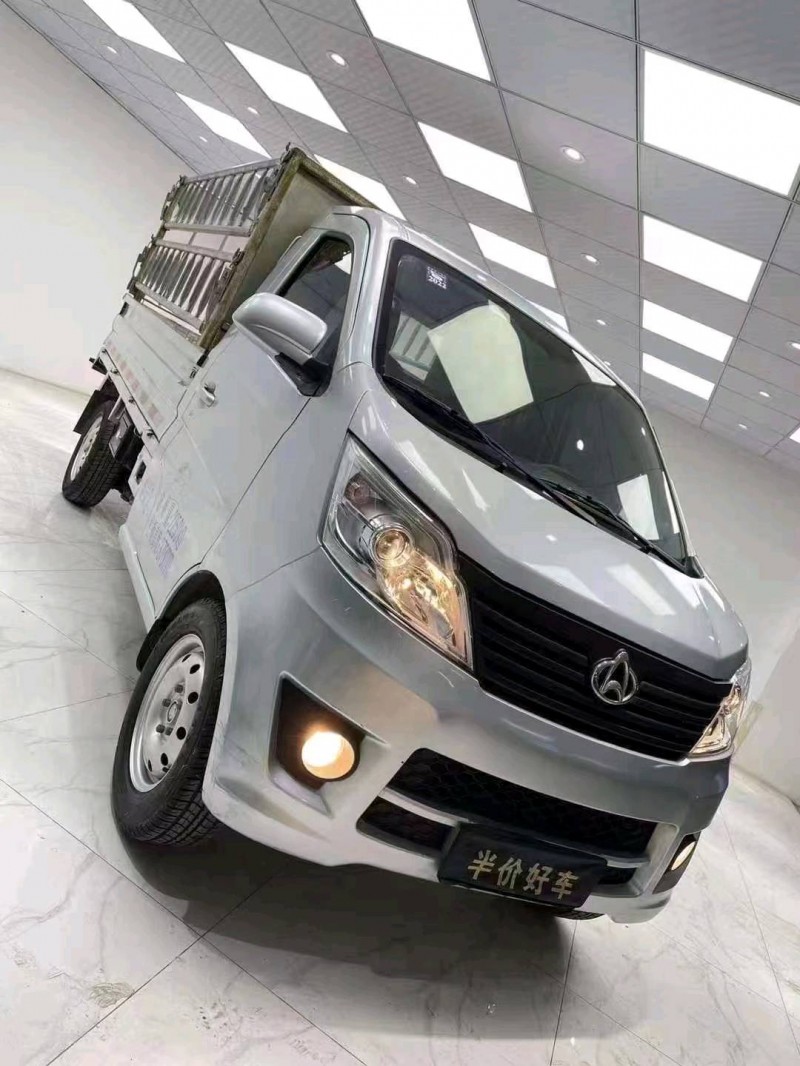 成都20年長安汽車星卡6