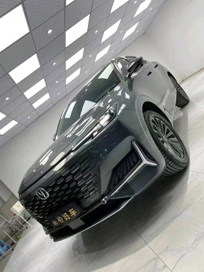 成都21年長安汽車UNI-K2