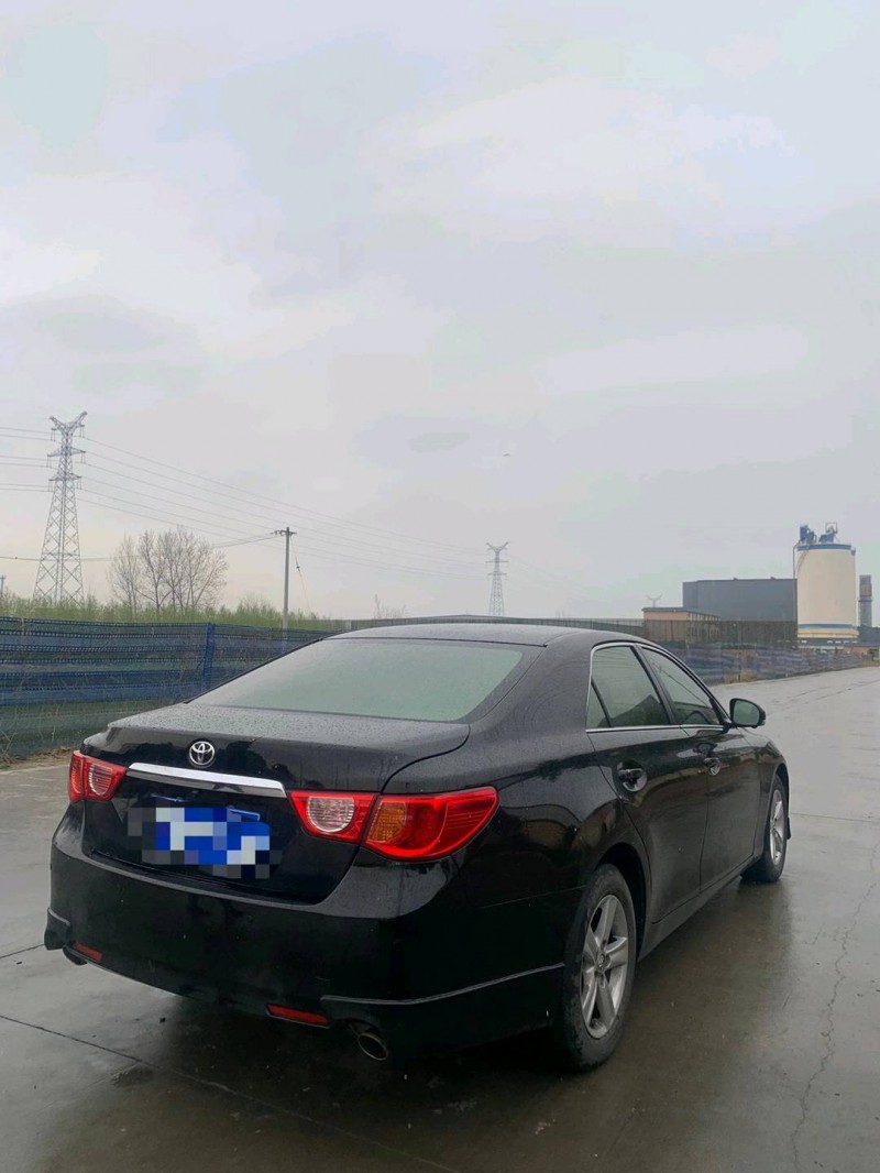 北京12年丰田锐志2