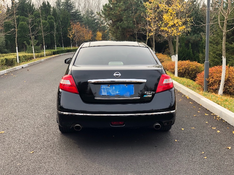 威海09年日產天籟5