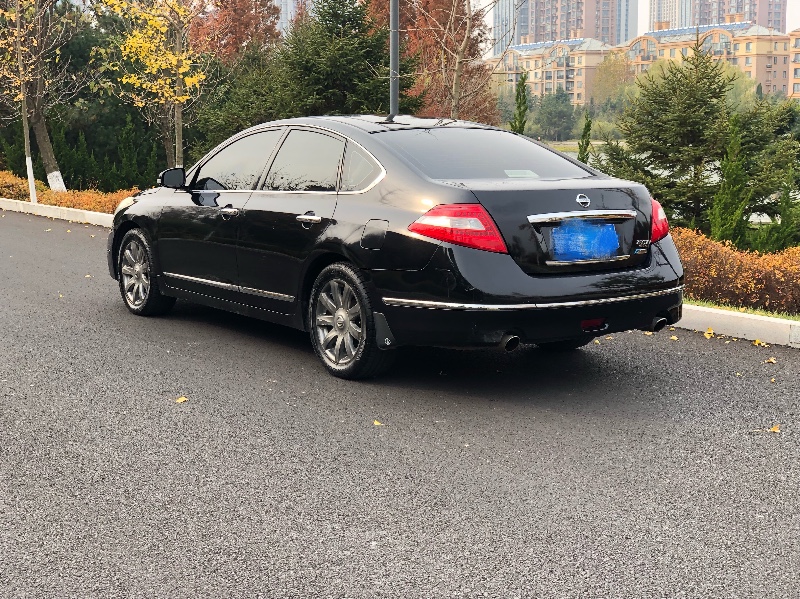 威海09年日產天籟6