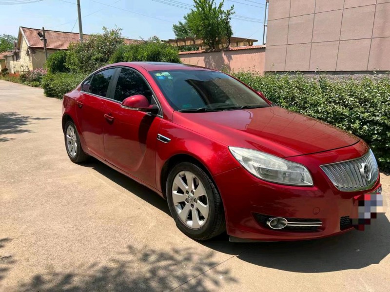 青岛13年别克君威2