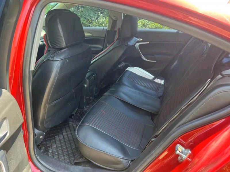 青岛13年别克君威5