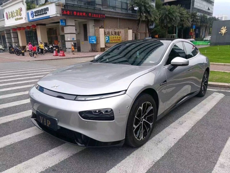 青島20年小鵬汽車p77