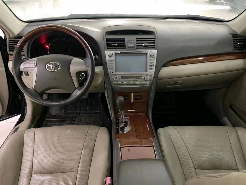 北京14年丰田凯美瑞7