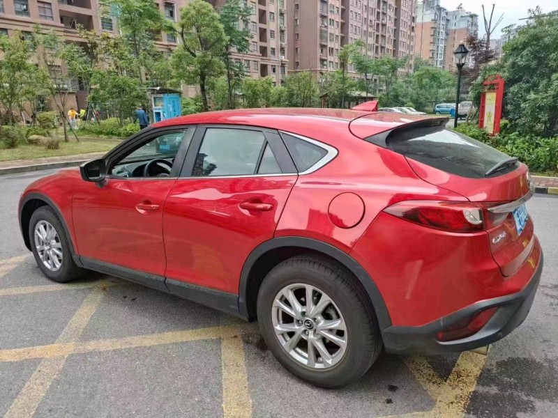 景德鎮17年馬自達CX-47