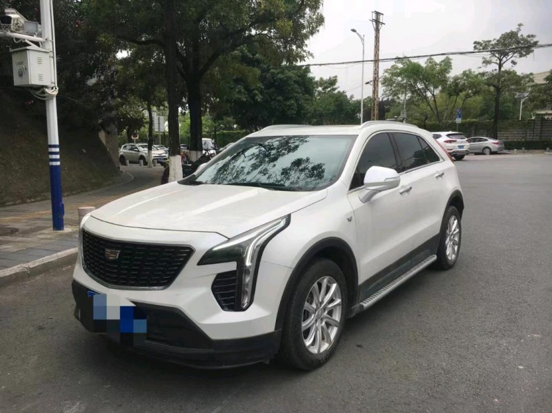 三明20年凱迪拉克XT42