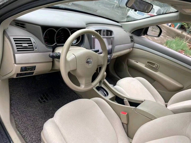 吉安19年日產軒逸5