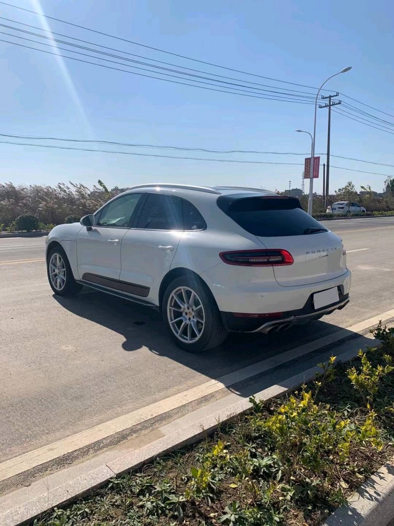 宿遷15年保時捷Macan1