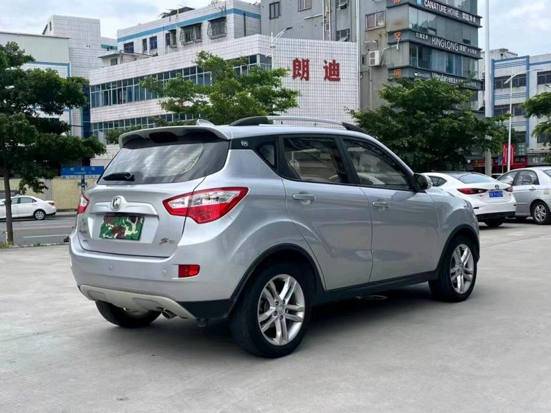 東莞15年長安汽車CS358