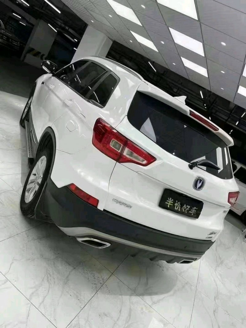 成都17年長安汽車CS754