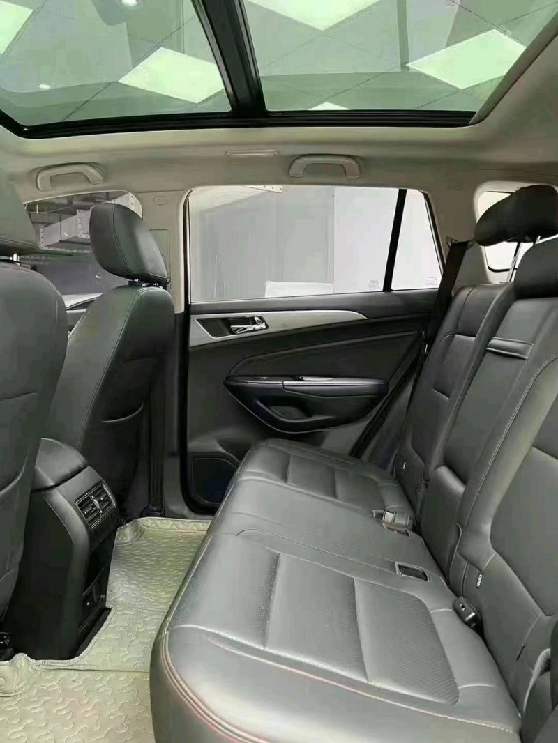 成都17年長安汽車CS759