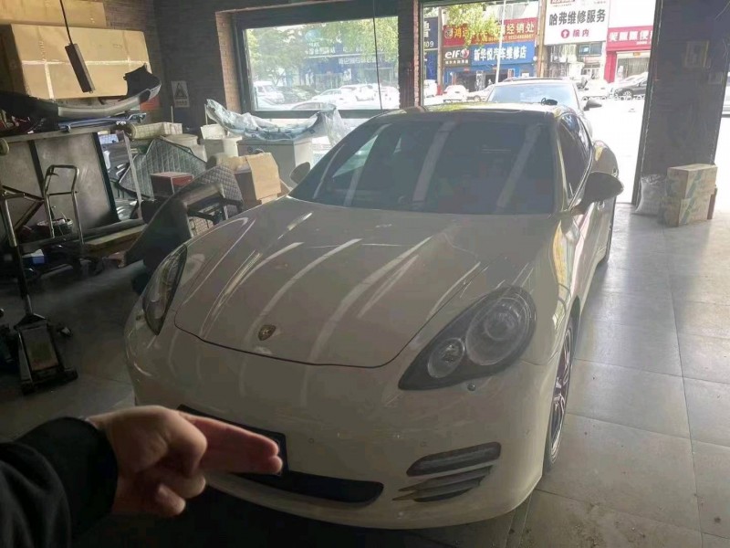 撫順12年保時捷帕拉梅拉1