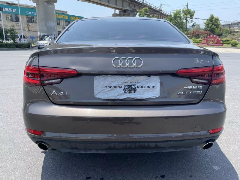 北京17年奥迪A4L4