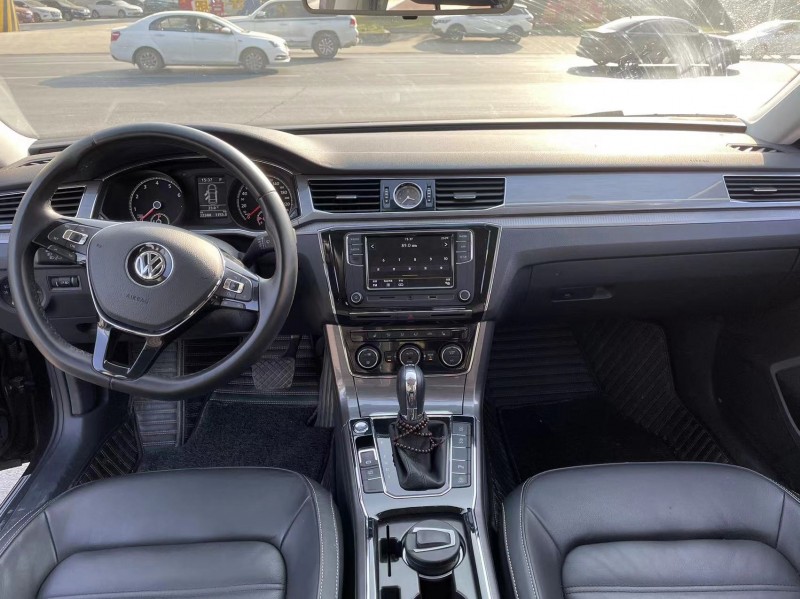 北京19年大众帕萨特7