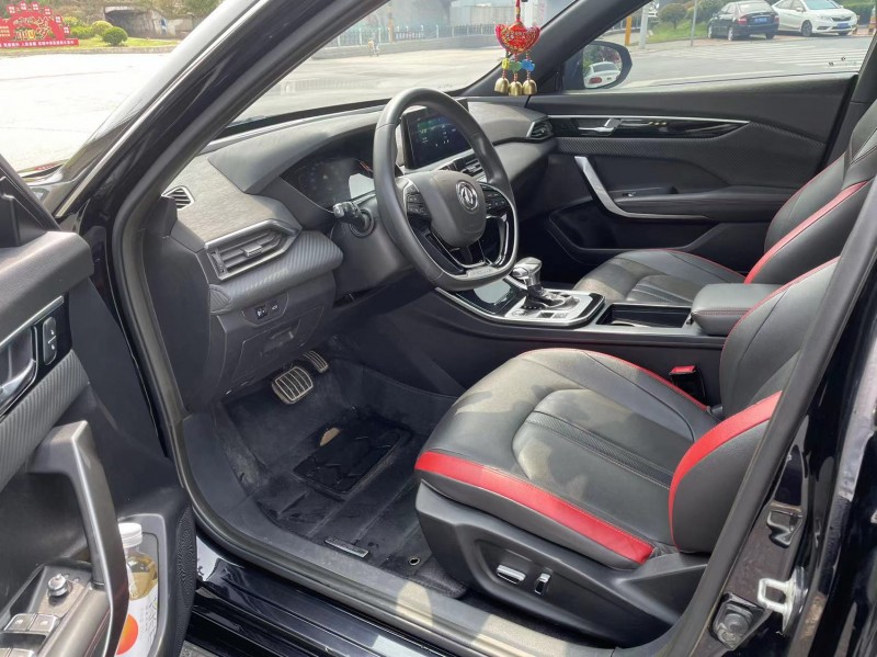 北京20年东风奕炫5