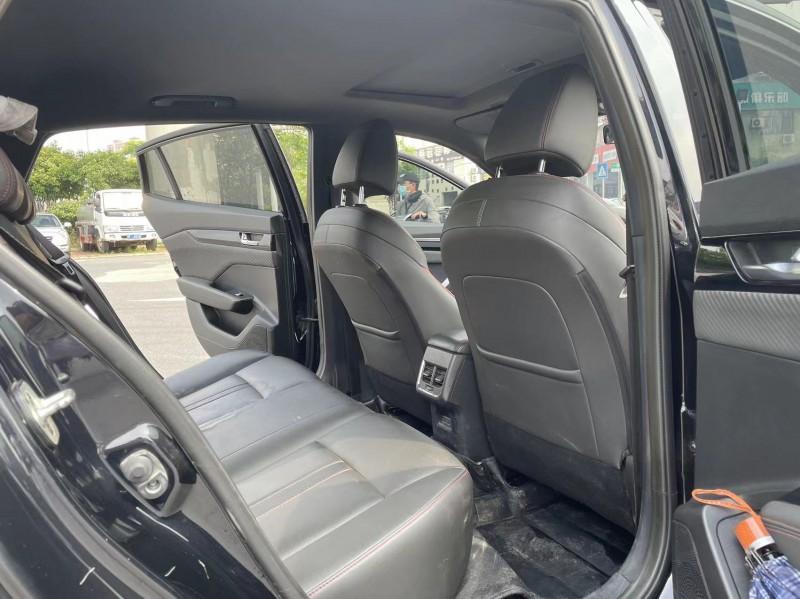 北京20年东风奕炫1