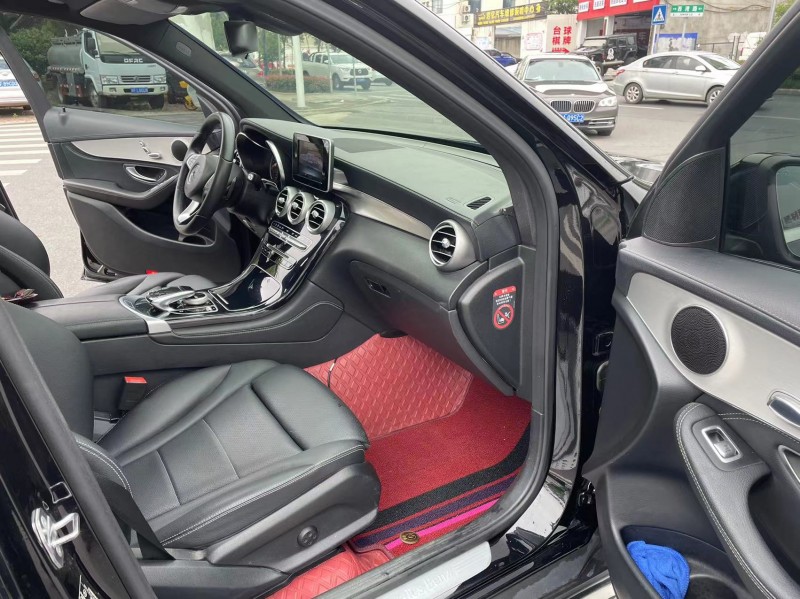 北京16年奔驰GLC2