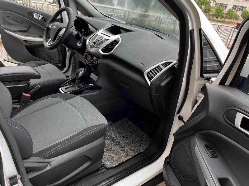 北京14年福特翼搏5