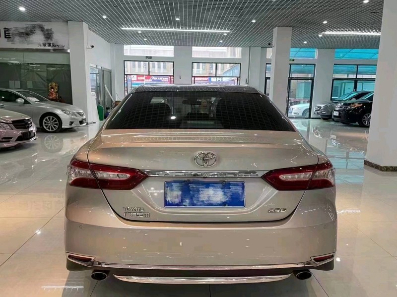 北京19年丰田凯美瑞4