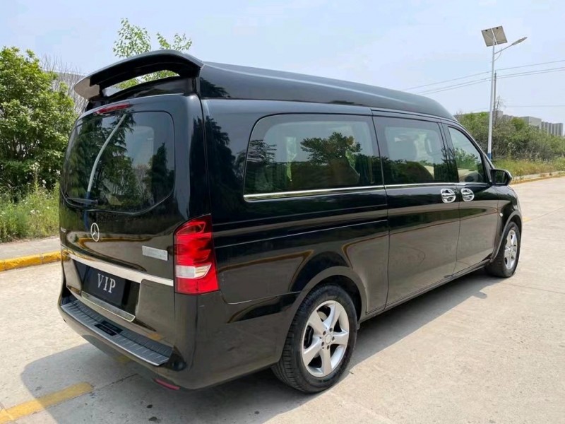 盐城19年奔驰威霆3