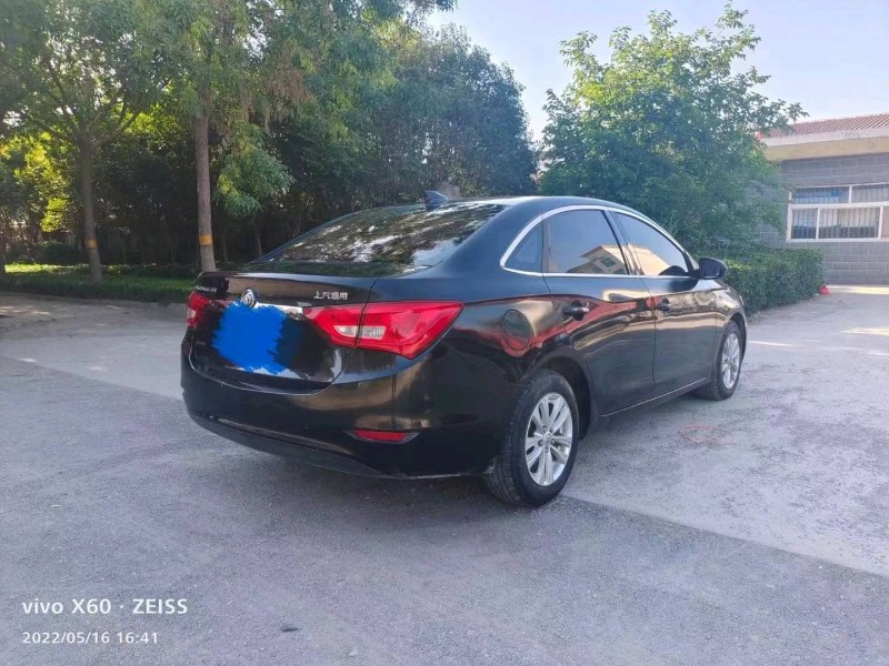 北京16年别克英朗GT7