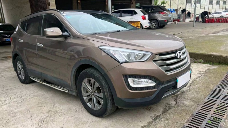 邵阳16年现代新胜达4