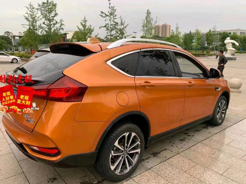 南寧18年納智捷優6 SUV3