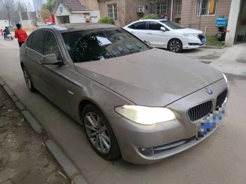 北京12年宝马5系3