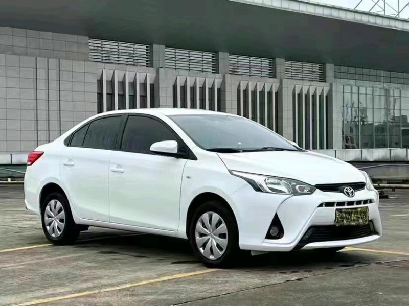 銅仁21年豐田YARiS L 致享5
